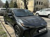 Toyota bZ4X 2023 года за 11 300 000 тг. в Алматы – фото 3