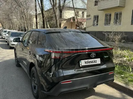 Toyota bZ4X 2023 года за 11 000 000 тг. в Алматы – фото 4