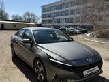 Hyundai Elantra 2022 года за 8 800 000 тг. в Актобе – фото 2