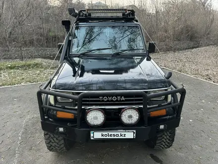 Toyota Land Cruiser Prado 1995 года за 8 500 000 тг. в Алматы – фото 13