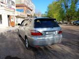 Toyota Avensis Verso 2003 года за 6 000 000 тг. в Астана – фото 2