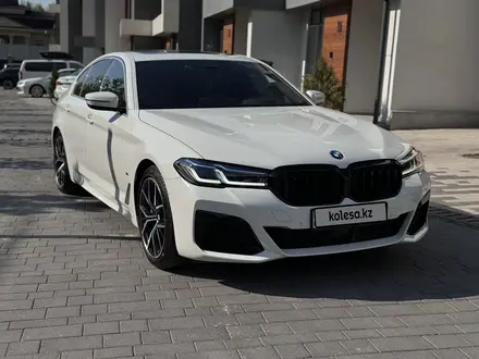 BMW 530 2022 года за 36 500 000 тг. в Алматы
