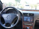 Mercedes-Benz C 200 1998 года за 900 000 тг. в Астана – фото 2