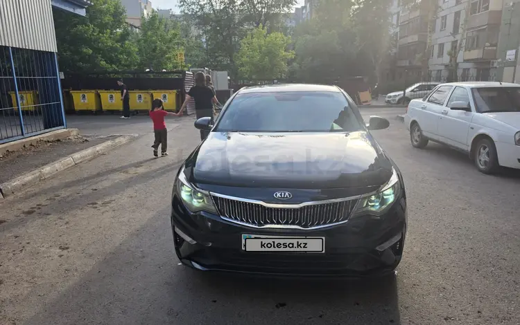 Kia K5 2017 года за 5 400 000 тг. в Астана
