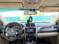 Toyota Camry 2013 года за 10 500 000 тг. в Актобе – фото 24