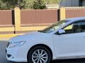 Toyota Camry 2013 года за 10 500 000 тг. в Актобе – фото 23