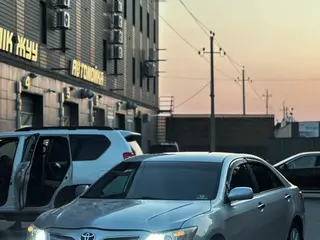 Toyota Camry, 2011