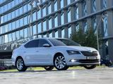 Skoda Superb 2018 года за 11 700 000 тг. в Астана