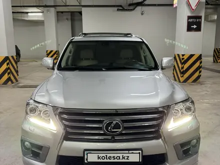 Lexus LX 570 2011 года за 19 000 000 тг. в Астана – фото 3