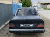 Mercedes-Benz E 200 1988 годаүшін700 000 тг. в Кызылорда – фото 3