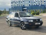 Volkswagen Vento 1993 года за 1 190 000 тг. в Караганда