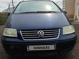 Volkswagen Sharan 2003 года за 2 400 000 тг. в Астана – фото 3