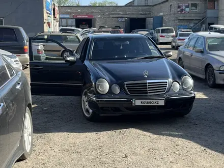 Mercedes-Benz E 200 2000 года за 2 500 000 тг. в Павлодар – фото 9