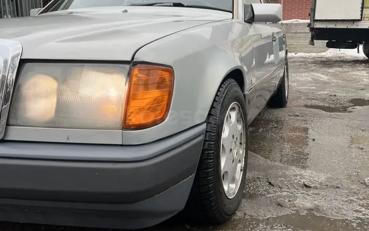 Mercedes-Benz E 300 1990 годаүшін2 700 000 тг. в Алматы