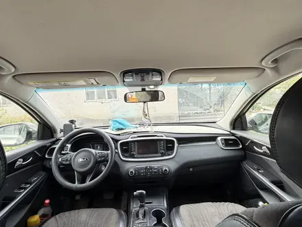 Kia Sorento 2017 года за 9 450 000 тг. в Алматы – фото 4