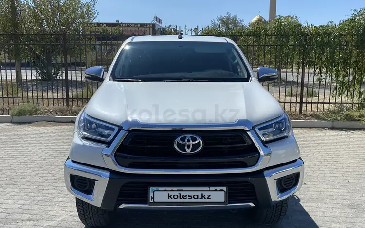 Toyota Hilux 2022 года за 19 000 000 тг. в Актау