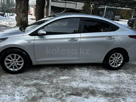 Hyundai Accent 2018 года за 7 200 000 тг. в Алматы – фото 9