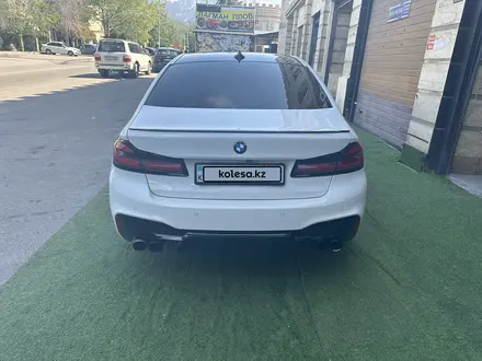 BMW 530 2018 года за 21 000 000 тг. в Алматы – фото 5