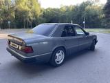 Mercedes-Benz E 300 1993 годаfor1 500 000 тг. в Талдыкорган – фото 4
