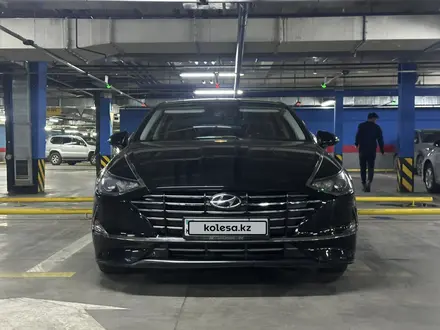 Hyundai Sonata 2021 года за 10 500 000 тг. в Алматы