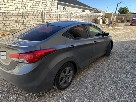 Hyundai Elantra 2012 года за 4 000 000 тг. в Актау – фото 4