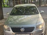 Volkswagen Passat 2010 годаүшін4 500 000 тг. в Алматы – фото 5