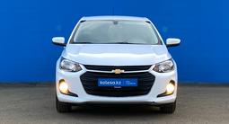 Chevrolet Onix 2023 года за 8 080 000 тг. в Алматы – фото 2