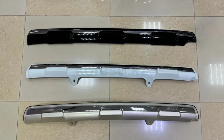 Накладки под задний бампер Toyota Prado 150үшін27 500 тг. в Уральск