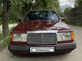 Mercedes-Benz E 260 1993 годаүшін1 900 000 тг. в Алматы – фото 2
