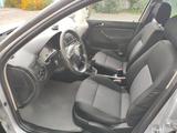 Volkswagen Golf 2001 годаfor2 470 000 тг. в Экибастуз – фото 5