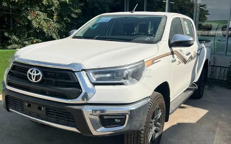 Toyota Hilux 2024 года за 20 980 000 тг. в Актау