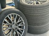 Комплект резина и диски за 250 000 тг. в Байсерке