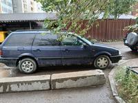 Volkswagen Passat 1993 годаүшін1 300 000 тг. в Астана