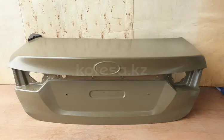 Крышка багажника есть дубликат и оригинальные за 120 000 тг. в Астана