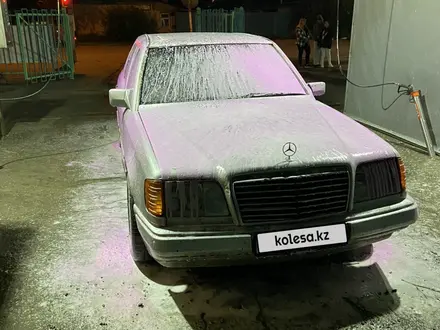 Mercedes-Benz E 220 1994 года за 1 000 000 тг. в Петропавловск – фото 2