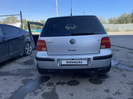 Volkswagen Golf 2003 года за 3 000 000 тг. в Актобе – фото 3