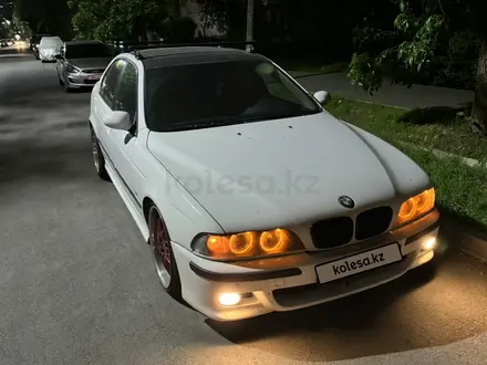 BMW 530 2001 годаүшін4 000 000 тг. в Алматы