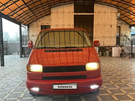Volkswagen Multivan 1993 года за 4 800 000 тг. в Алматы – фото 6