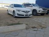 Toyota Camry 2014 года за 5 900 000 тг. в Кульсары – фото 2