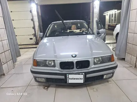 BMW 320 1995 года за 2 500 000 тг. в Усть-Каменогорск – фото 17