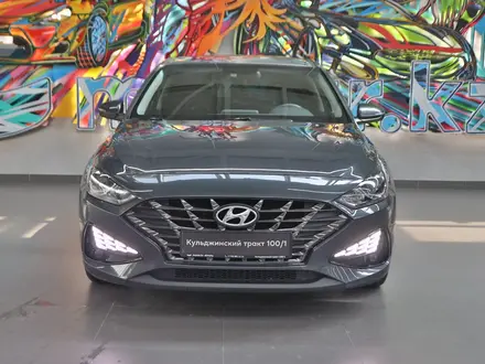 Hyundai i30 2023 года за 8 990 000 тг. в Алматы – фото 2