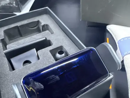 Держатель телефона ZEEKR 001 за 1 000 тг. в Алматы – фото 2