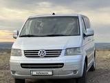 Volkswagen Multivan 2006 года за 8 300 000 тг. в Астана