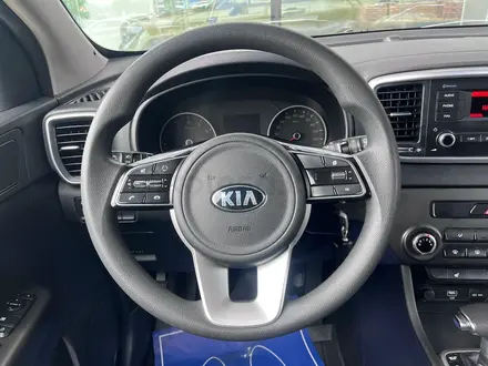 Kia Sportage 2019 года за 9 990 000 тг. в Алматы – фото 11