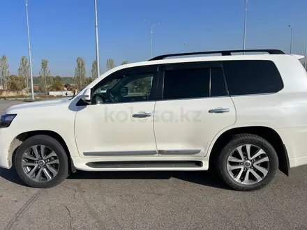 Toyota Land Cruiser 2016 года за 32 000 000 тг. в Алматы – фото 4