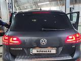 Volkswagen Touareg 2010 годаүшін11 000 000 тг. в Астана – фото 3