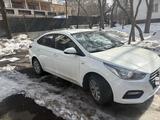 Hyundai Accent 2018 года за 7 500 000 тг. в Алматы – фото 2