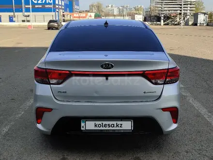 Kia Rio 2018 года за 7 100 000 тг. в Усть-Каменогорск – фото 4