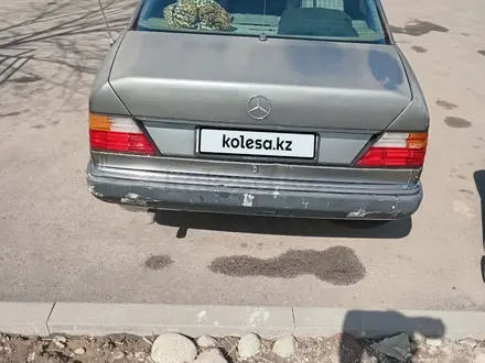 Mercedes-Benz E 200 1991 года за 1 100 000 тг. в Талгар