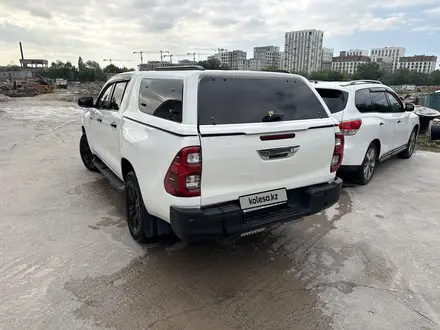Toyota Hilux 2018 года за 14 000 000 тг. в Алматы – фото 3